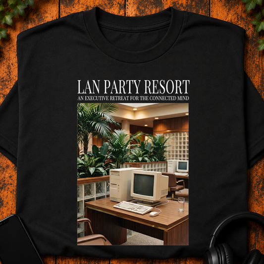 LAN Party Resort - T-Shirt